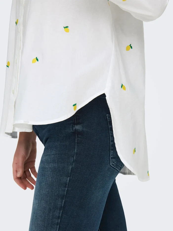 15283743 ONLnew lina Grace LS EMB Shirt WVN