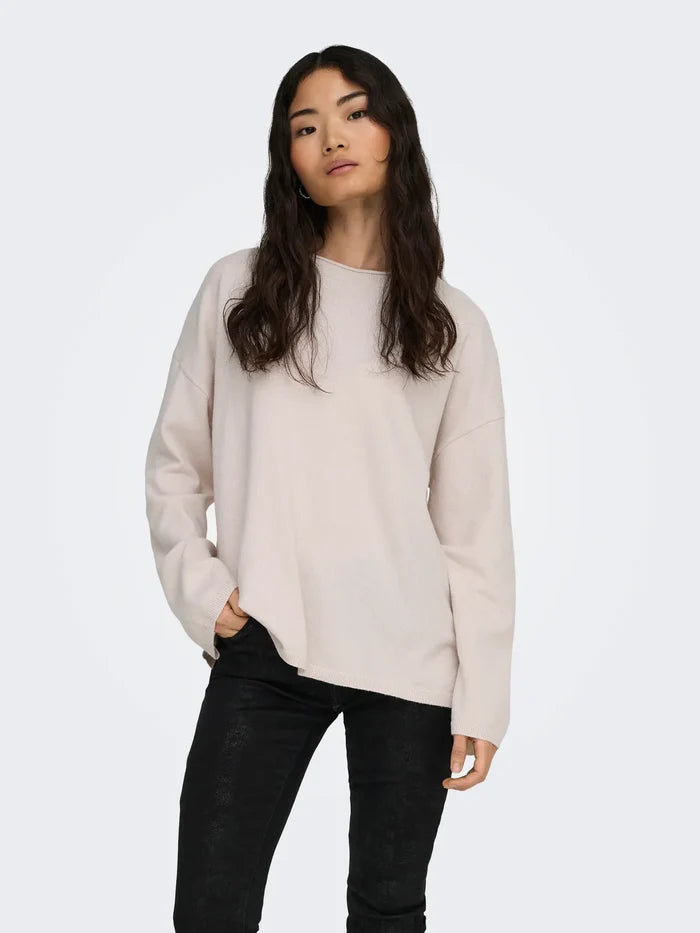 15368958 ONLloyal Amalio LS O Neck Knt