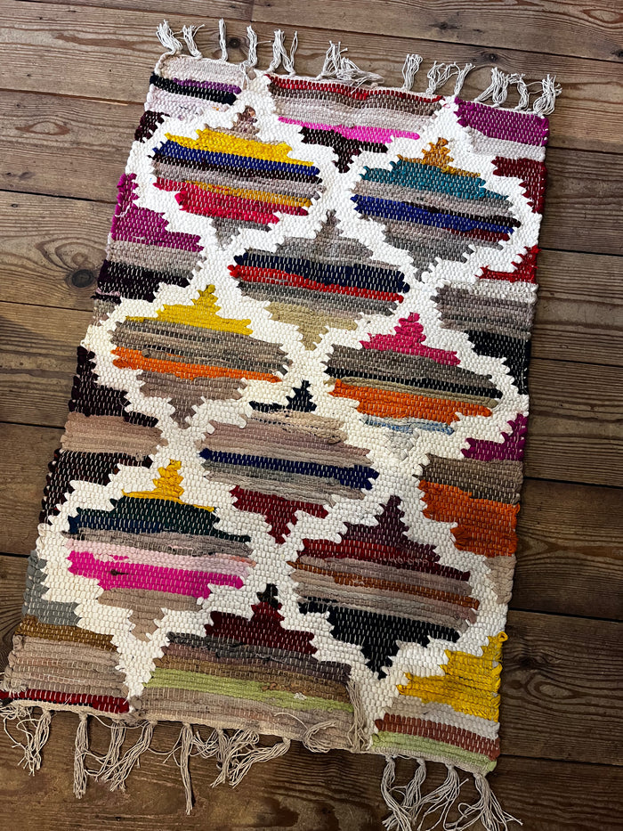 ASP2212s Durrie Rug Morrocan Style 60x90cm