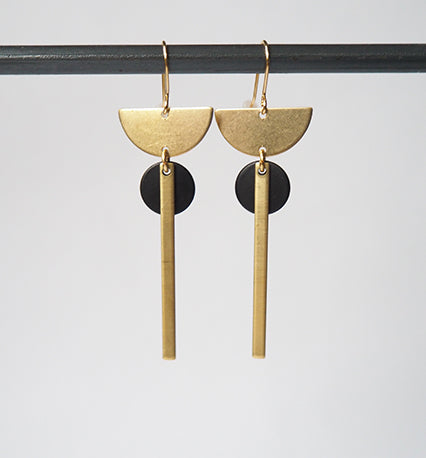 DECO08 Brass crescent, bar and black disc earrings