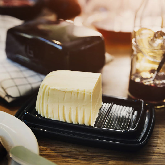 Emile Henry Butter Dish - 17 x 11cm
