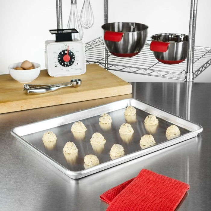 Fat Daddio's ProSeries Quarter Sheet Pan - 33 x 23cm