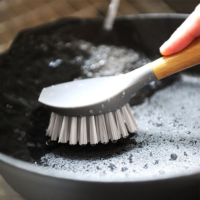 Full Circle 'Tenacious C' Cast Iron Brush