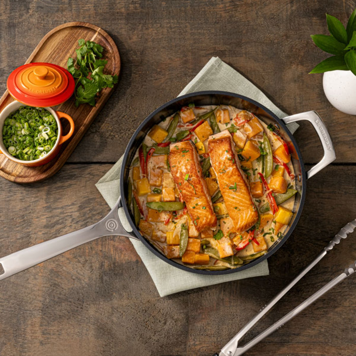Le Creuset Essential Non-Stick Ceramic Deep Frying Pan - 30cm