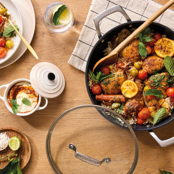 Le Creuset Essential Non-Stick Ceramic Shallow Casserole with Glass Lid - 30cm