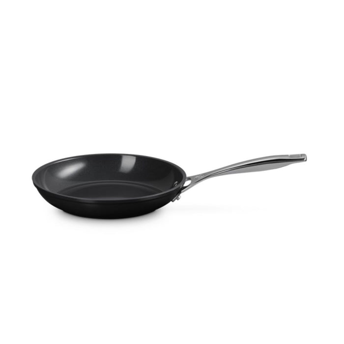 Le Creuset Essential Non-Stick Ceramic Shallow Frying Pan - 24cm
