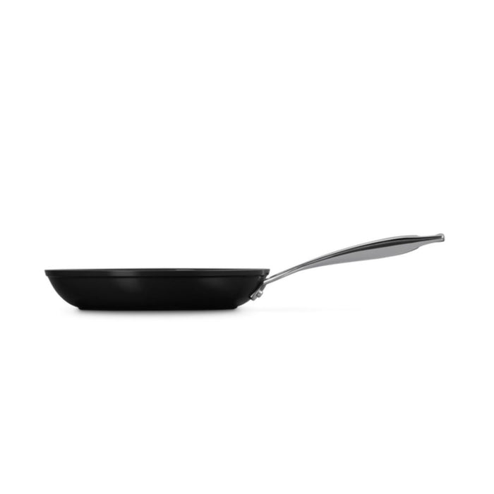 Le Creuset Essential Non-Stick Ceramic Shallow Frying Pan - 24cm