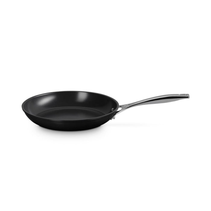 Le Creuset Essential Non-Stick Ceramic Shallow Frying Pan - 26cm