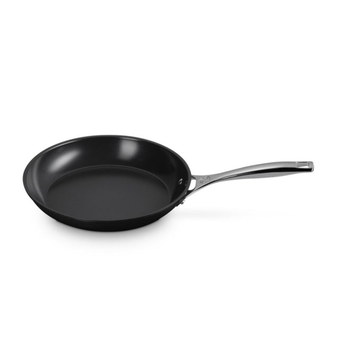 Le Creuset Essential Non-Stick Ceramic Shallow Frying Pan - 26cm