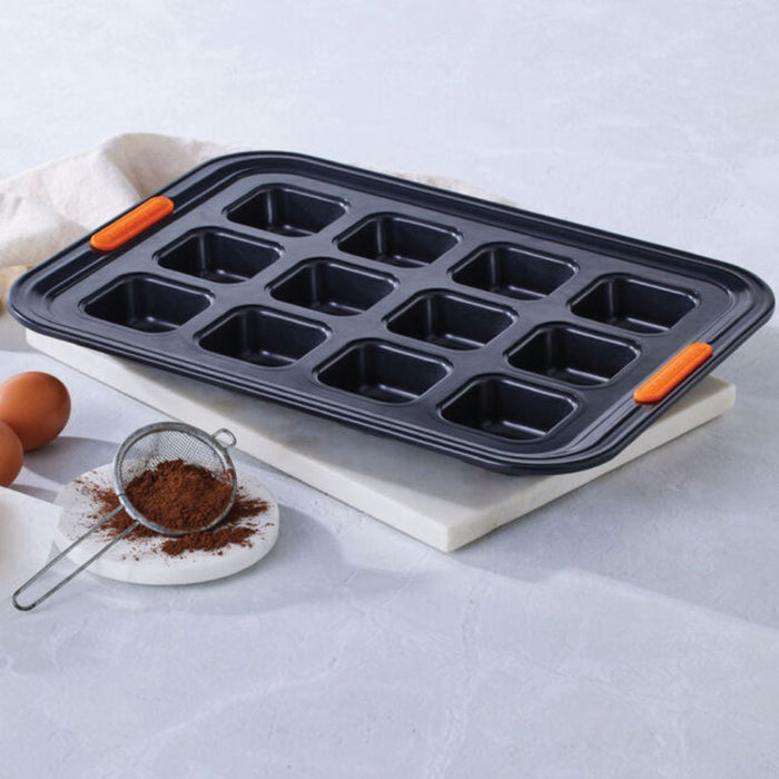 Le Creuset Toughened Non-Stick Brownie Tray - 12 Cup