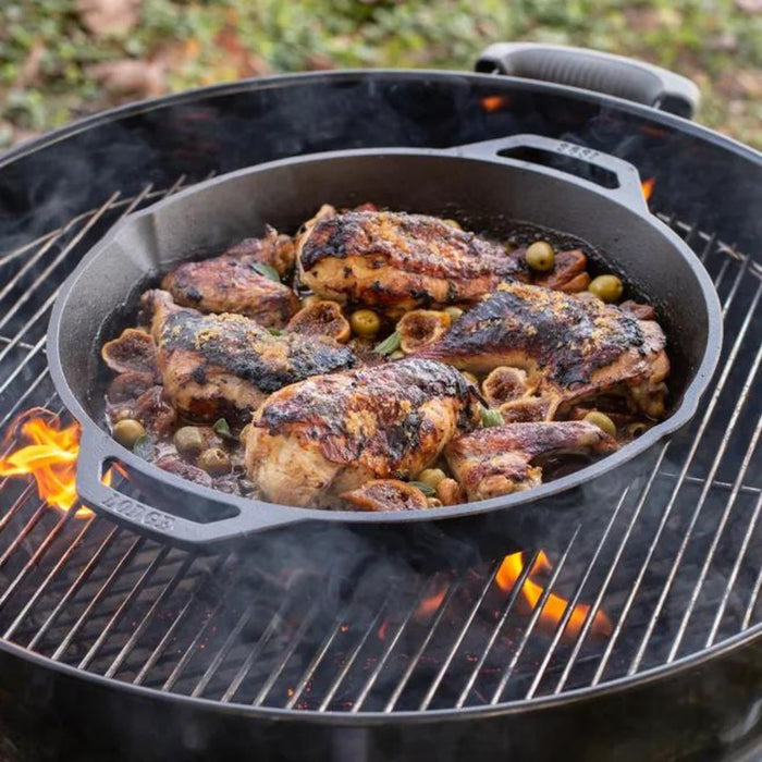 Lodge Cast Iron Pan Dual Handle - 33.5 x 5.5cm