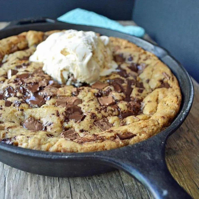 Lodge Cast Iron Skillet - 20cm x 4.5cm
