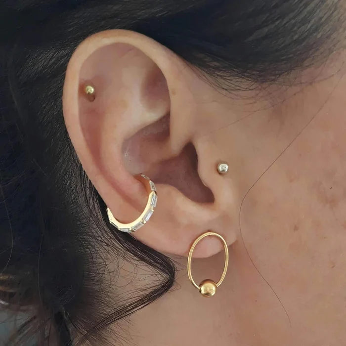 SPECGS171 Sparkling Baguette Single Ear Cuff Gold Plated